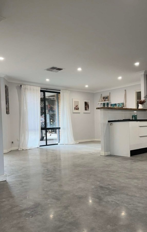 Resized_Screenshot_20241005_173356_Snapchat_1728131113260